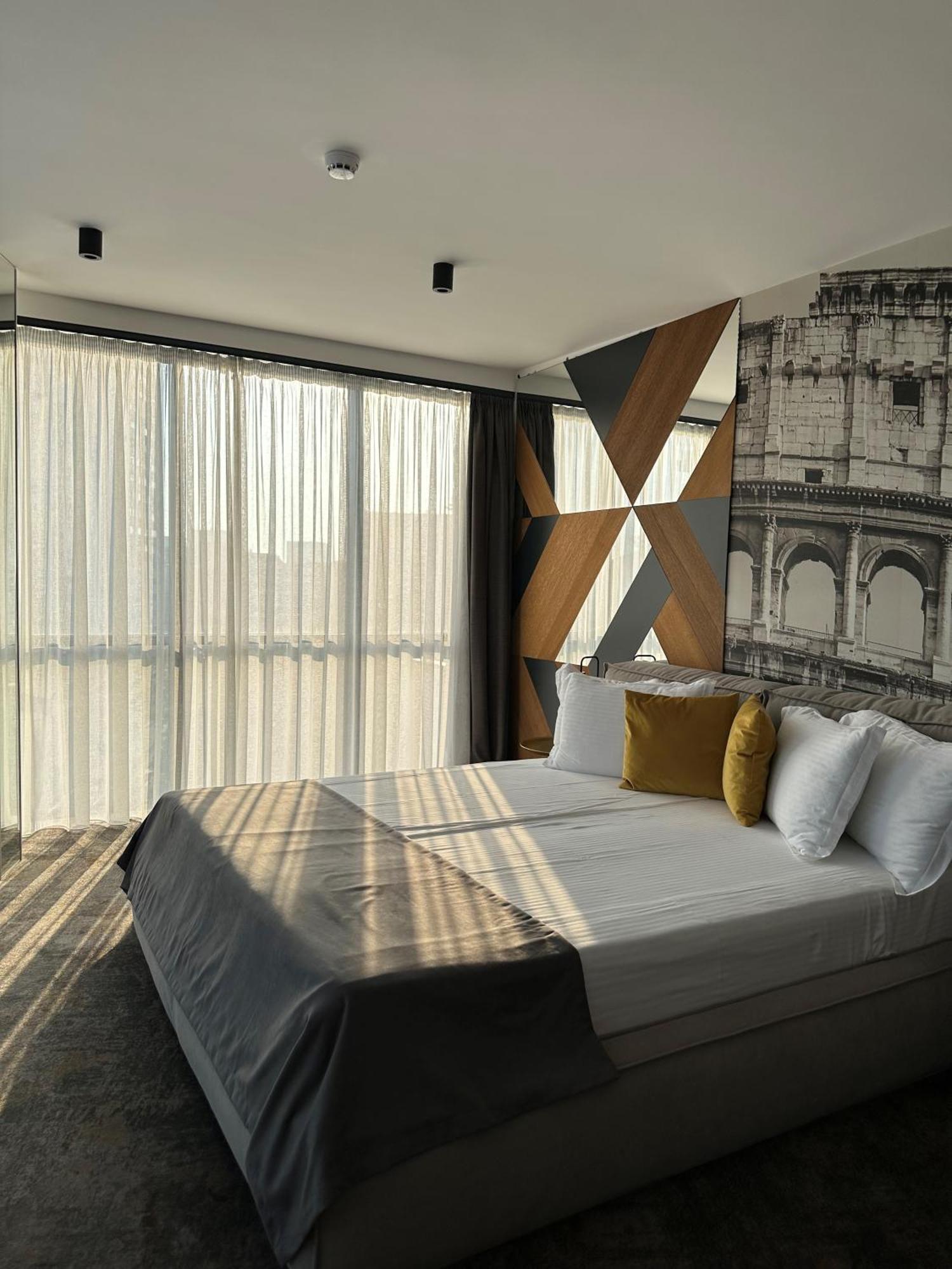 Mm Boutique Hotel Burgas Ngoại thất bức ảnh