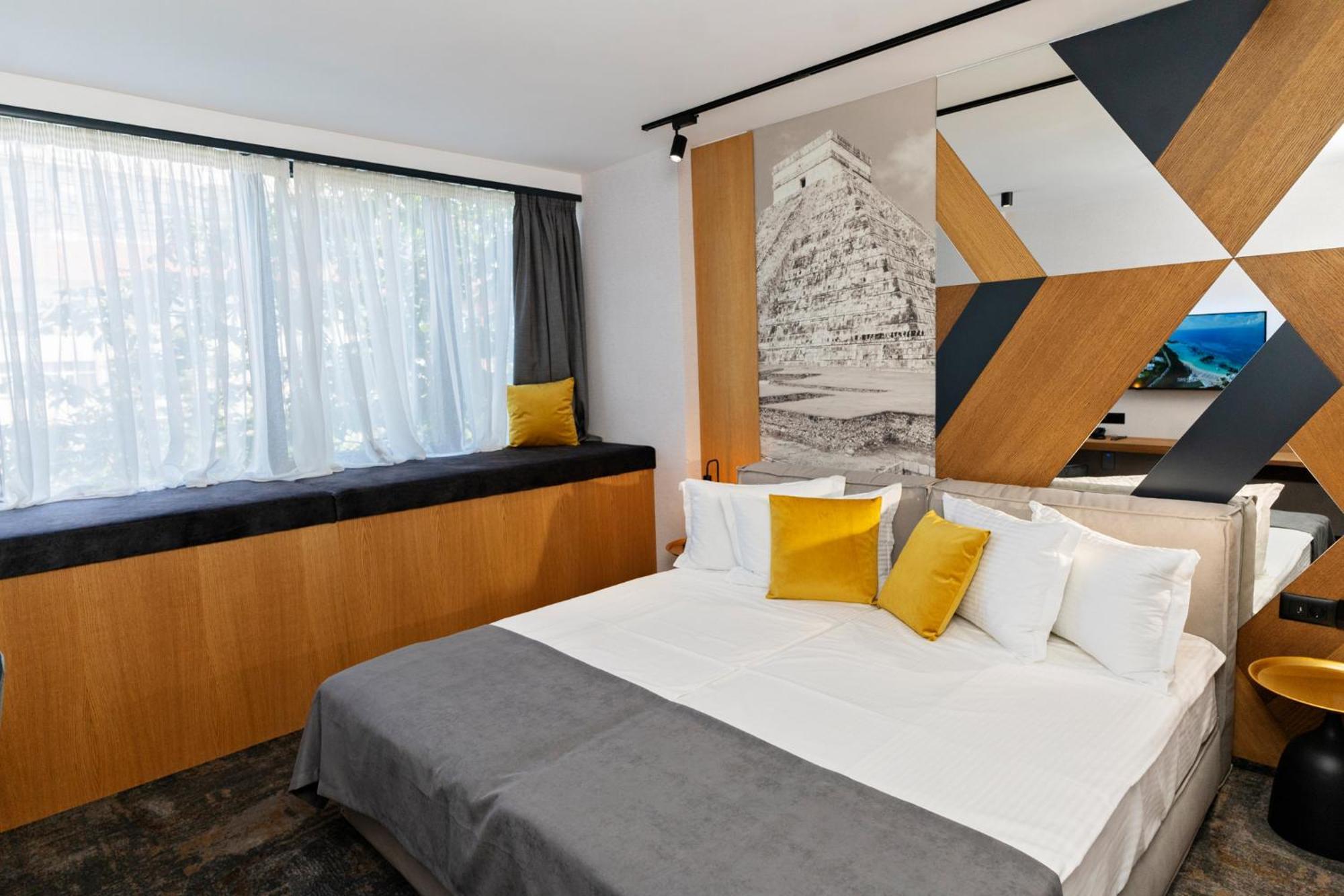 Mm Boutique Hotel Burgas Ngoại thất bức ảnh
